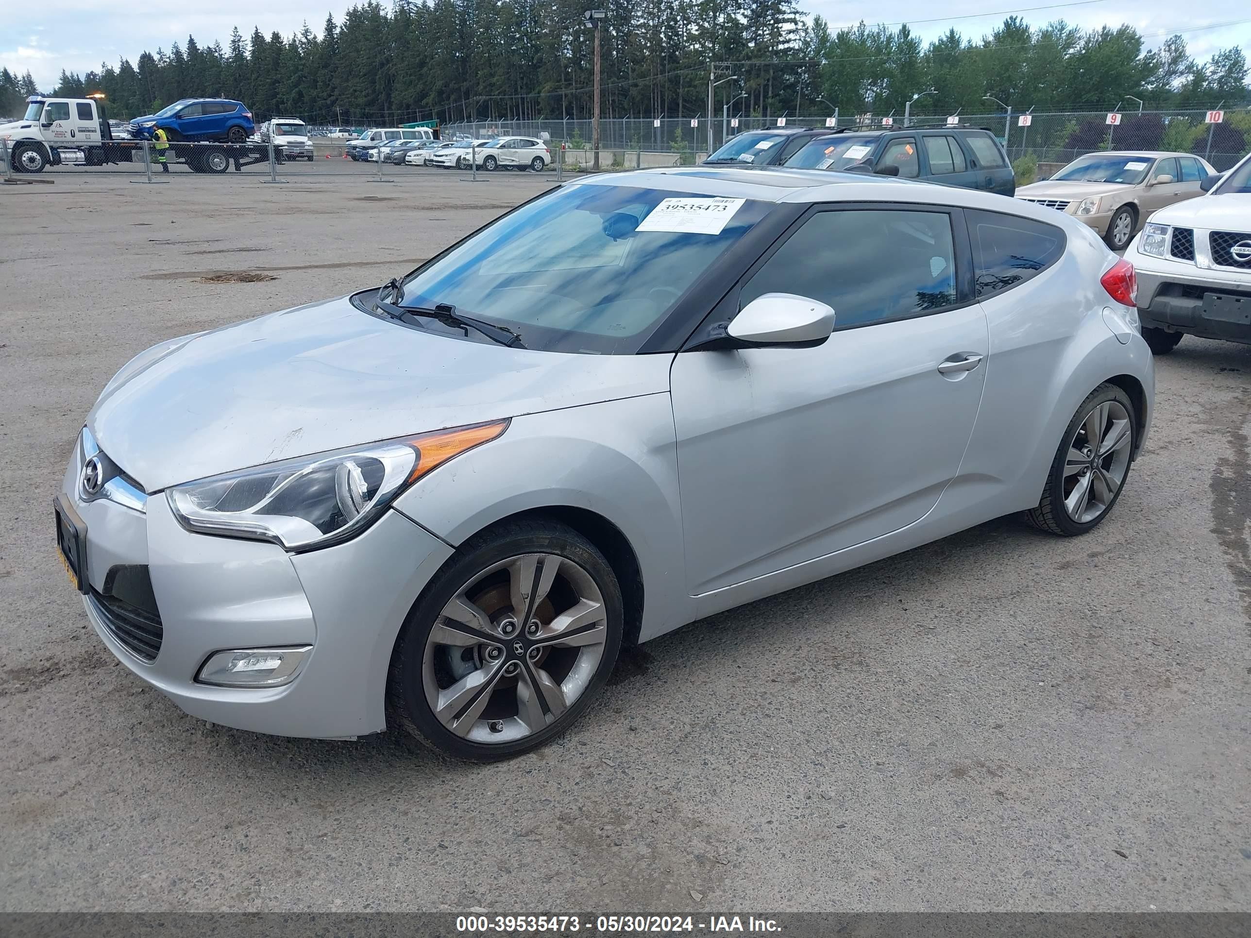 Photo 1 VIN: KMHTC6AD5GU303587 - HYUNDAI VELOSTER 