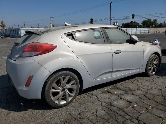 Photo 2 VIN: KMHTC6AD5HU311559 - HYUNDAI VELOSTER 