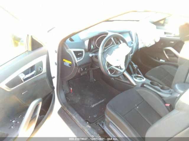 Photo 4 VIN: KMHTC6AD5HU315739 - HYUNDAI VELOSTER 