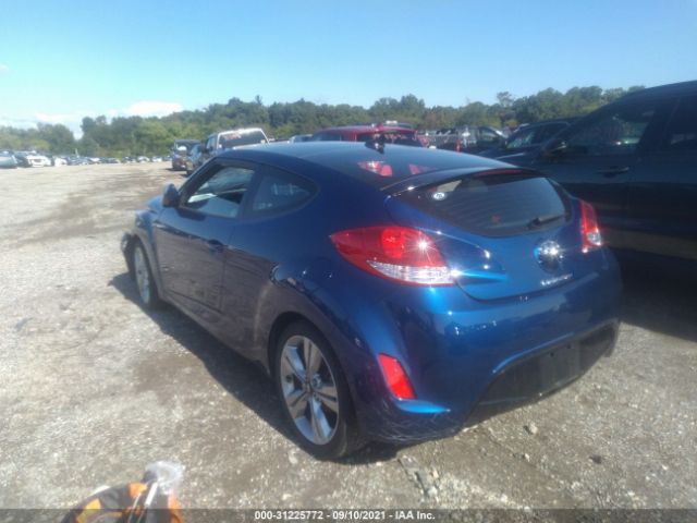 Photo 2 VIN: KMHTC6AD5HU319225 - HYUNDAI VELOSTER 