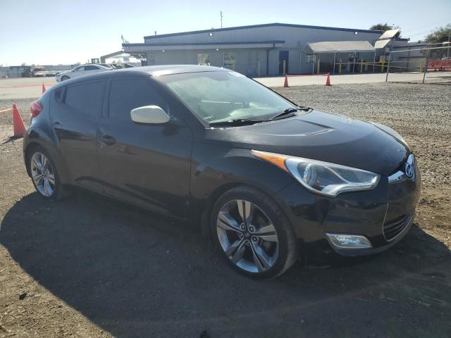 Photo 3 VIN: KMHTC6AD6DU101417 - HYUNDAI VELOSTER 