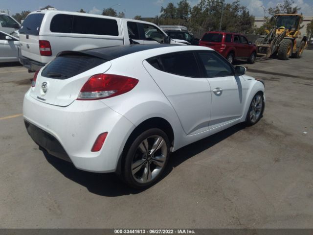 Photo 3 VIN: KMHTC6AD6DU123675 - HYUNDAI VELOSTER 