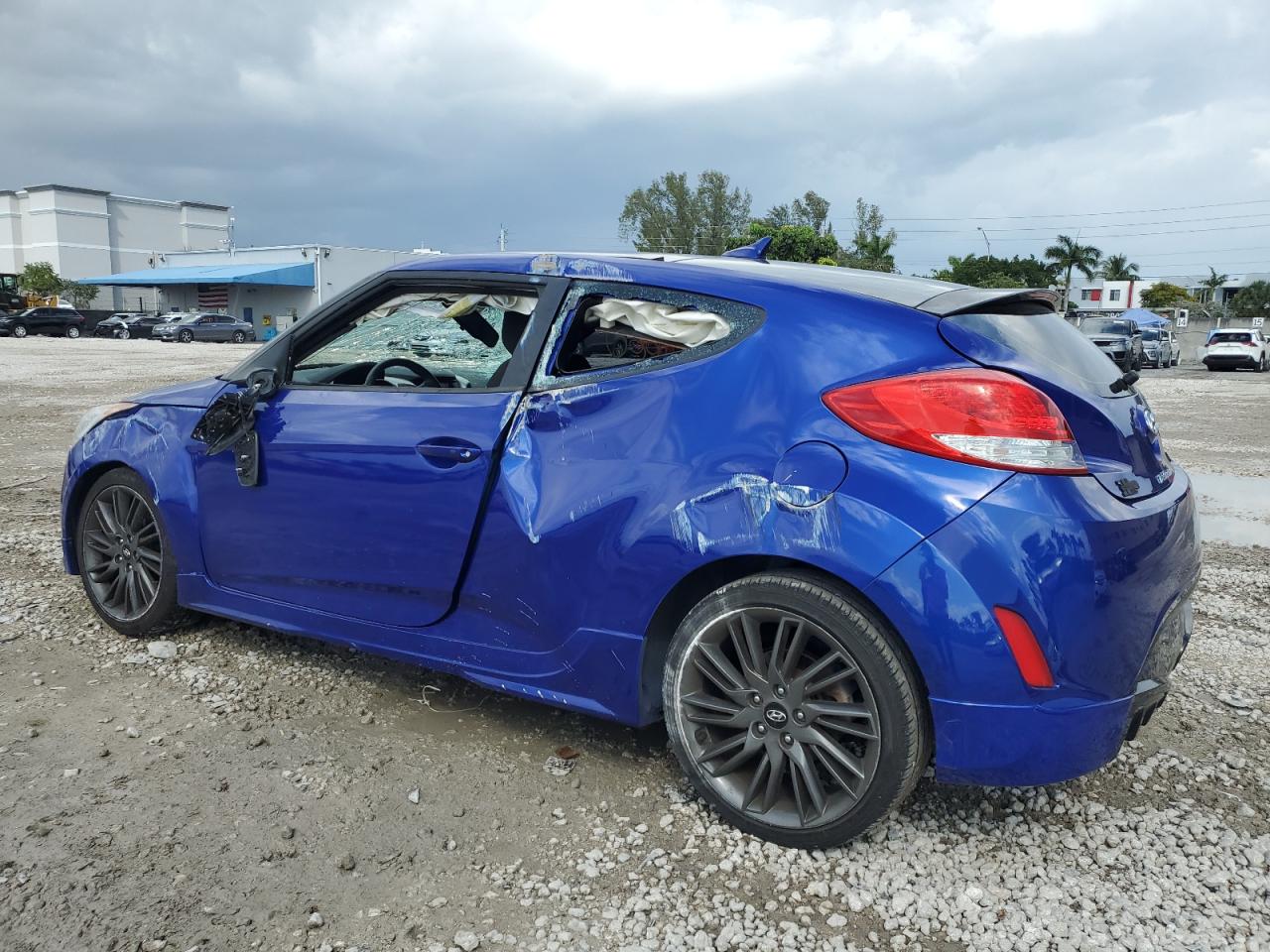 Photo 1 VIN: KMHTC6AD6DU137866 - HYUNDAI VELOSTER 