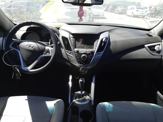 Photo 8 VIN: KMHTC6AD6DU139620 - HYUNDAI VELOSTER 