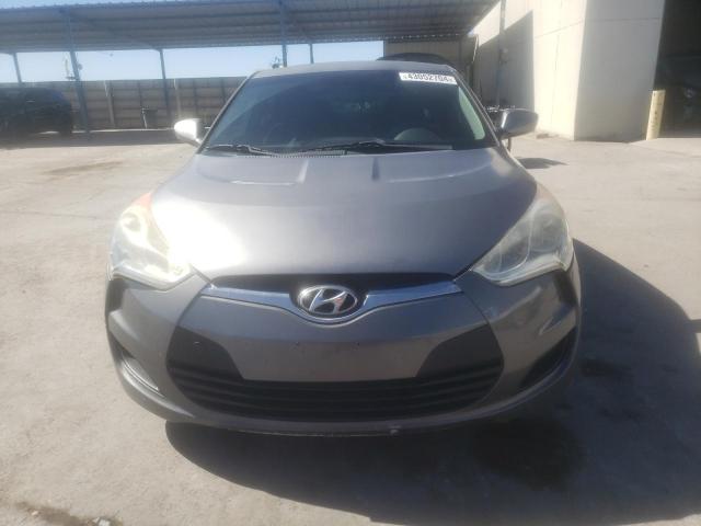 Photo 4 VIN: KMHTC6AD6DU145434 - HYUNDAI VELOSTER 