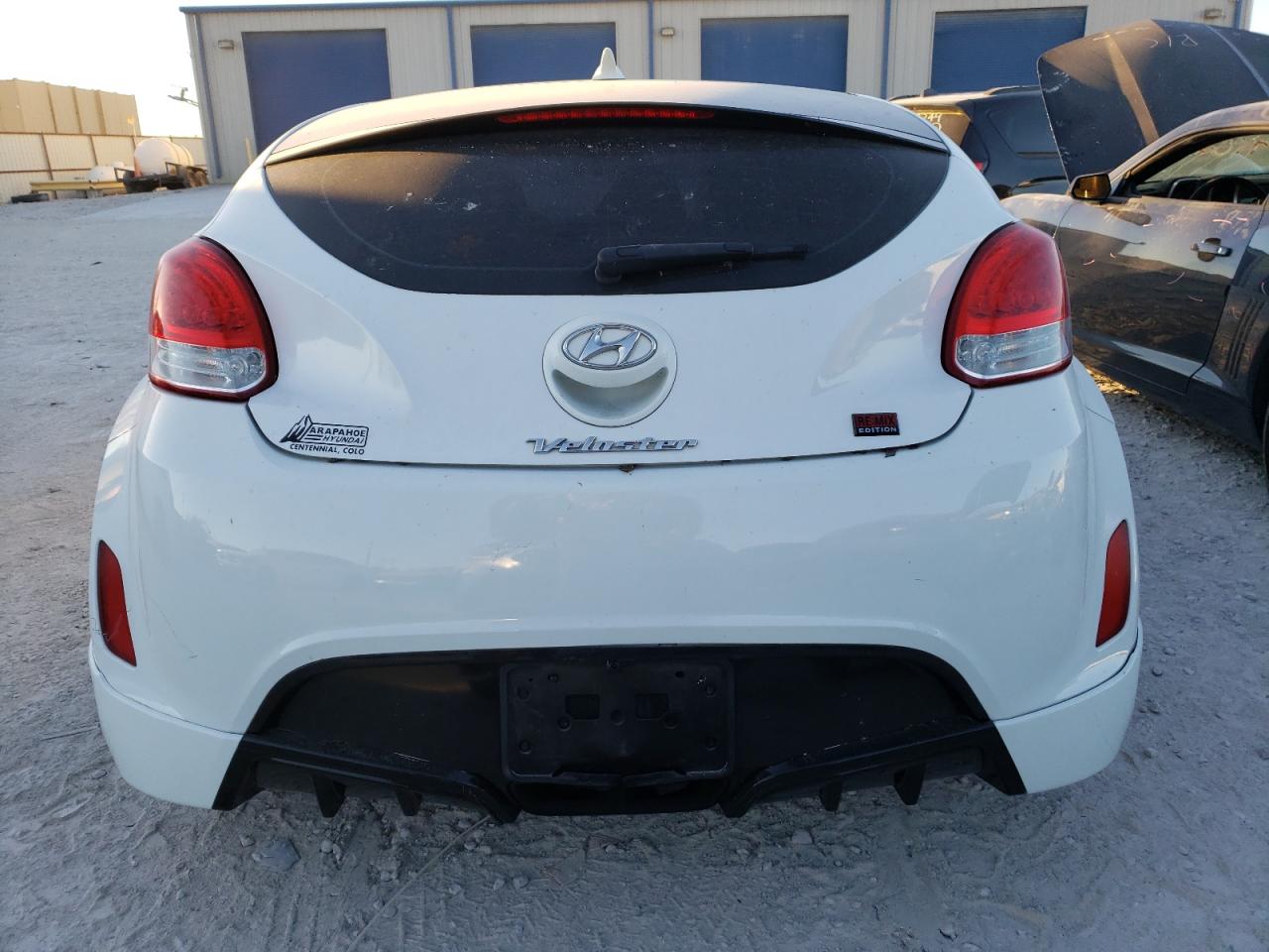 Photo 5 VIN: KMHTC6AD6DU153808 - HYUNDAI VELOSTER 