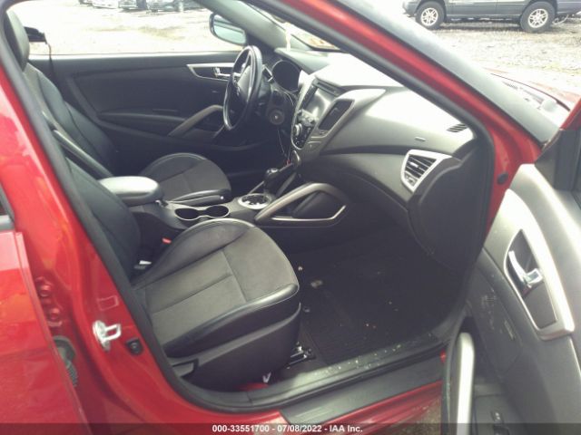 Photo 4 VIN: KMHTC6AD6DU157034 - HYUNDAI VELOSTER 