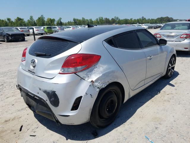 Photo 3 VIN: KMHTC6AD6DU163982 - HYUNDAI VELOSTER 