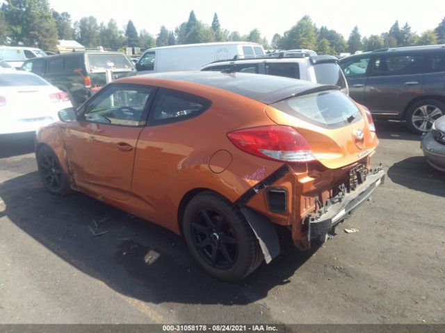 Photo 2 VIN: KMHTC6AD6DU174724 - HYUNDAI VELOSTER 