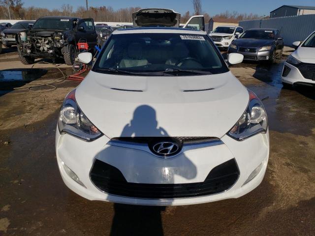 Photo 4 VIN: KMHTC6AD6EU207075 - HYUNDAI VELOSTER 