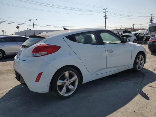 Photo 2 VIN: KMHTC6AD6EU210333 - HYUNDAI VELOSTER 