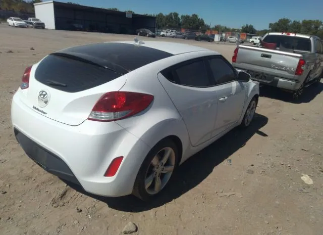 Photo 3 VIN: KMHTC6AD6EU214690 - HYUNDAI VELOSTER 