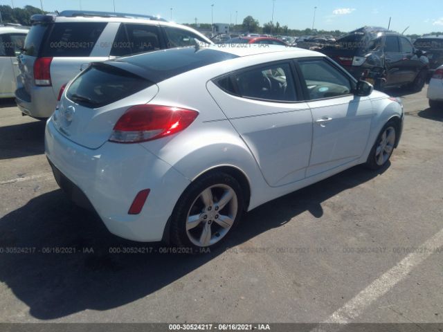 Photo 3 VIN: KMHTC6AD6FU226291 - HYUNDAI VELOSTER 