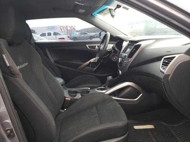 Photo 4 VIN: KMHTC6AD6FU229255 - HYUNDAI VELOSTER 