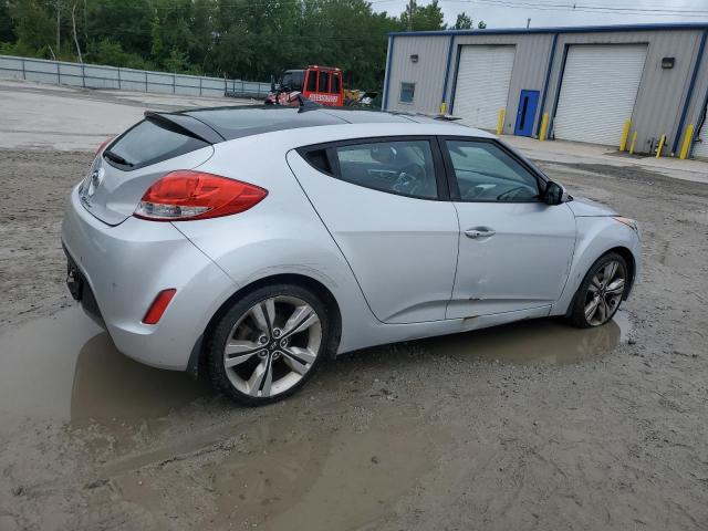 Photo 2 VIN: KMHTC6AD6FU233421 - HYUNDAI VELOSTER 