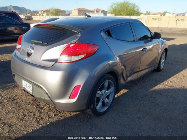 Photo 3 VIN: KMHTC6AD6FU233662 - HYUNDAI VELOSTER 