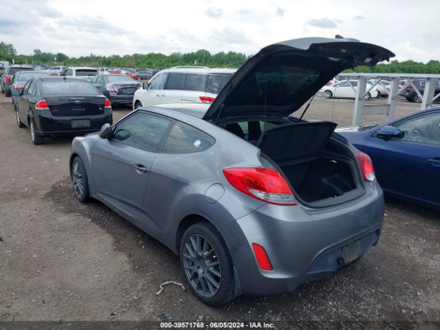 Photo 2 VIN: KMHTC6AD6GU252701 - HYUNDAI VELOSTER 