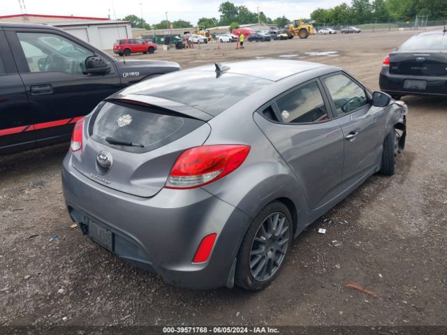 Photo 3 VIN: KMHTC6AD6GU252701 - HYUNDAI VELOSTER 