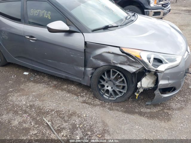 Photo 5 VIN: KMHTC6AD6GU252701 - HYUNDAI VELOSTER 