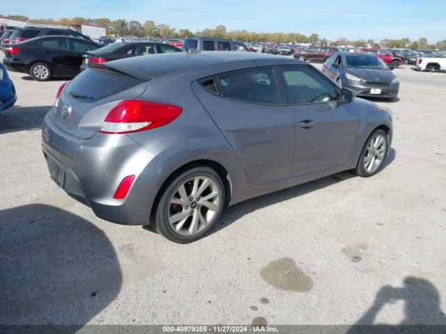 Photo 3 VIN: KMHTC6AD6GU261348 - HYUNDAI VELOSTER 