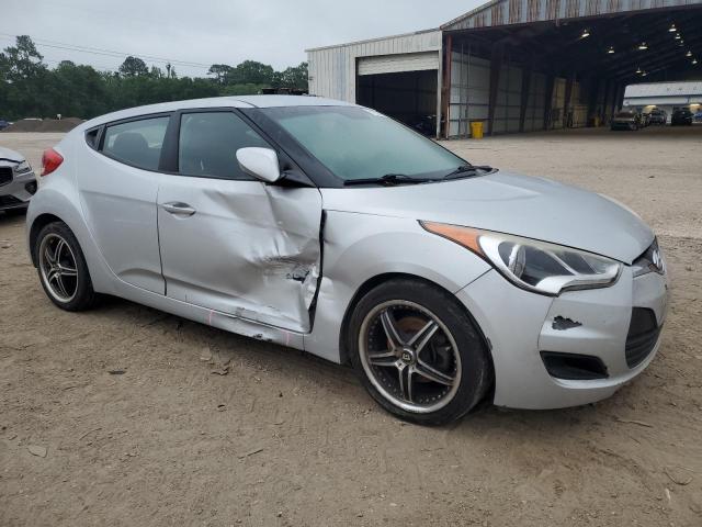 Photo 3 VIN: KMHTC6AD6GU271913 - HYUNDAI VELOSTER 