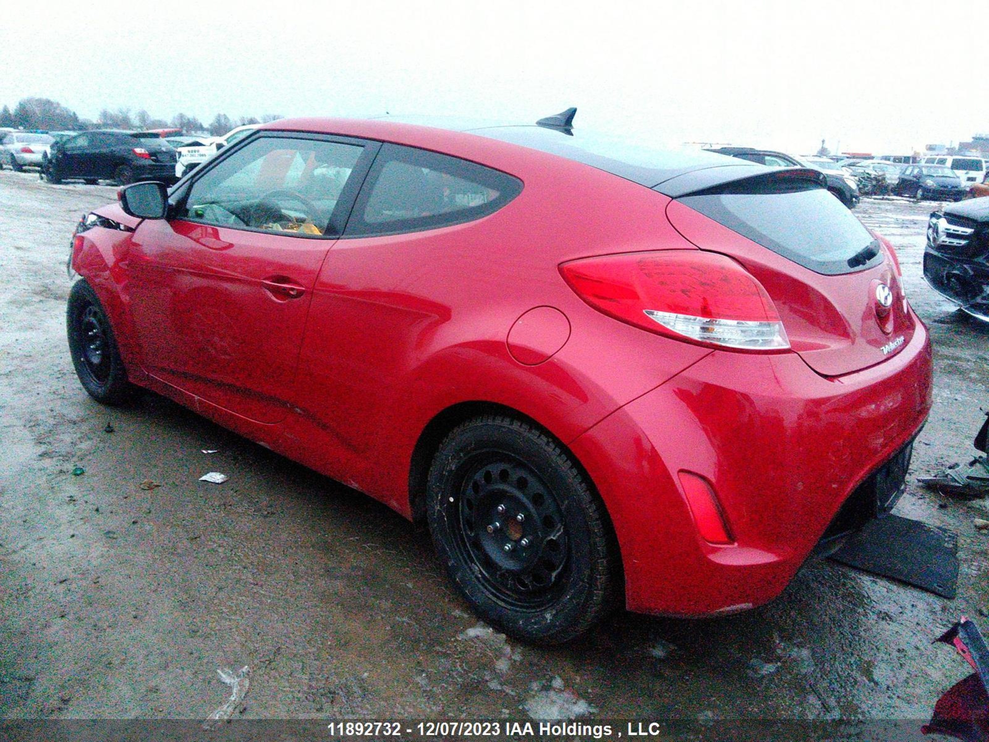 Photo 2 VIN: KMHTC6AD6GU276612 - HYUNDAI VELOSTER 