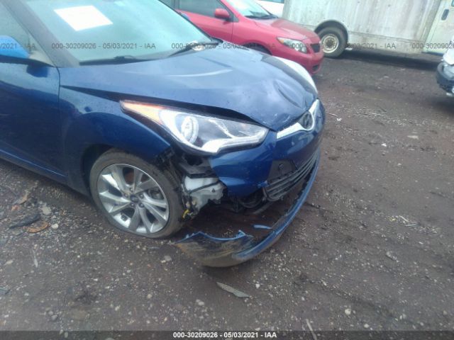 Photo 5 VIN: KMHTC6AD6GU282300 - HYUNDAI VELOSTER 