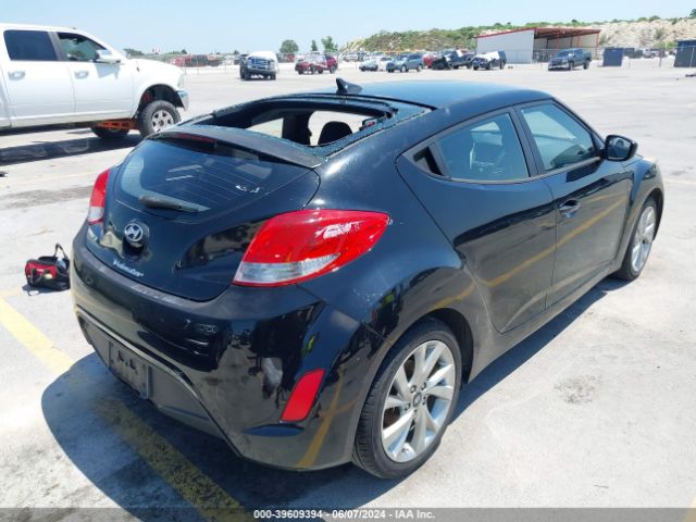 Photo 3 VIN: KMHTC6AD6GU284080 - HYUNDAI VELOSTER 