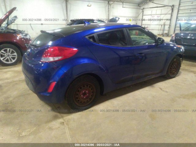 Photo 3 VIN: KMHTC6AD6GU284967 - HYUNDAI VELOSTER 