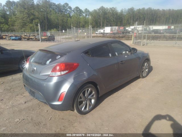 Photo 3 VIN: KMHTC6AD6GU292745 - HYUNDAI VELOSTER 