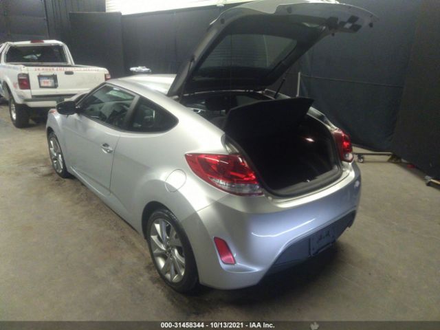 Photo 2 VIN: KMHTC6AD6GU298366 - HYUNDAI VELOSTER 