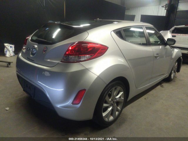 Photo 3 VIN: KMHTC6AD6GU298366 - HYUNDAI VELOSTER 