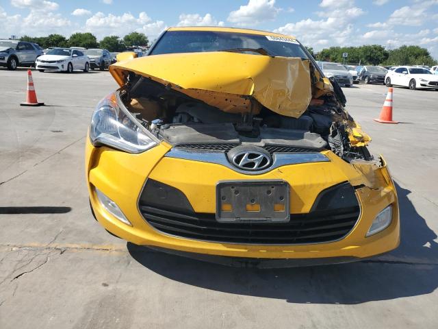 Photo 4 VIN: KMHTC6AD6HU314714 - HYUNDAI VELOSTER 