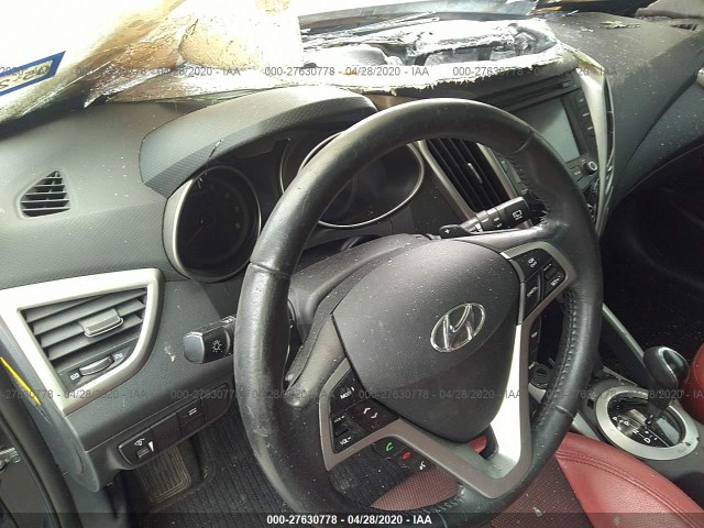 Photo 6 VIN: KMHTC6AD7CU026225 - HYUNDAI VELOSTER 