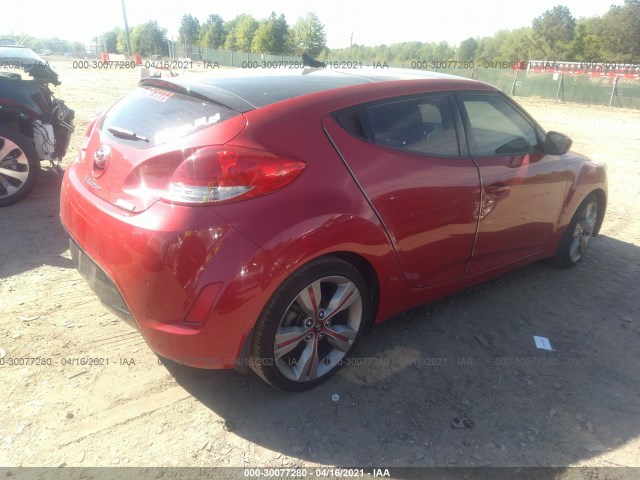 Photo 3 VIN: KMHTC6AD7CU034986 - HYUNDAI VELOSTER 