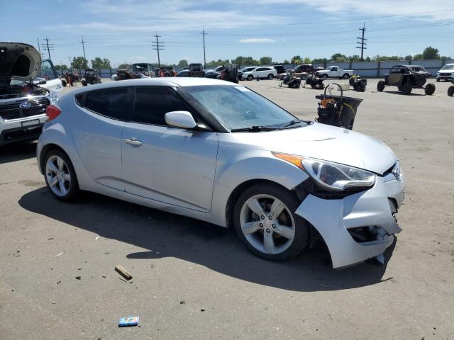 Photo 3 VIN: KMHTC6AD7CU042618 - HYUNDAI VELOSTER 