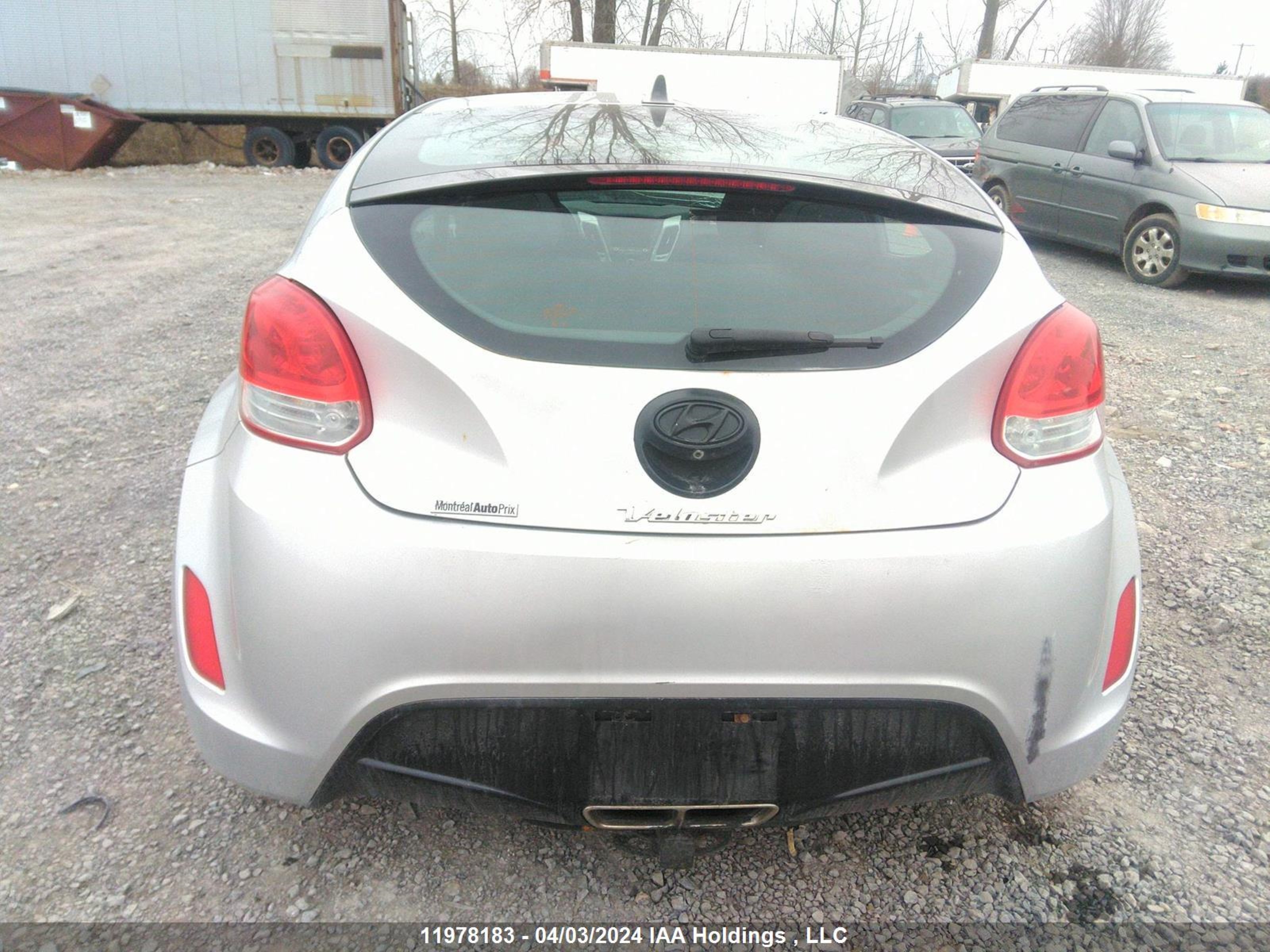 Photo 16 VIN: KMHTC6AD7CU046510 - HYUNDAI VELOSTER 