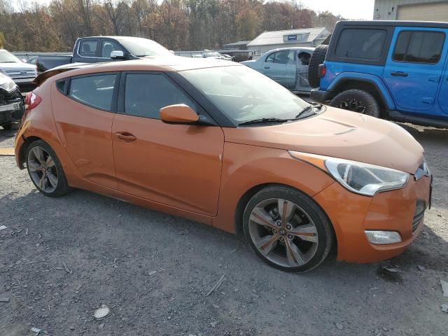 Photo 3 VIN: KMHTC6AD7CU047673 - HYUNDAI VELOSTER 