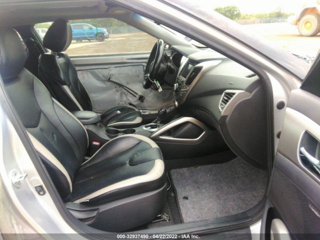 Photo 4 VIN: KMHTC6AD7CU048855 - HYUNDAI VELOSTER 