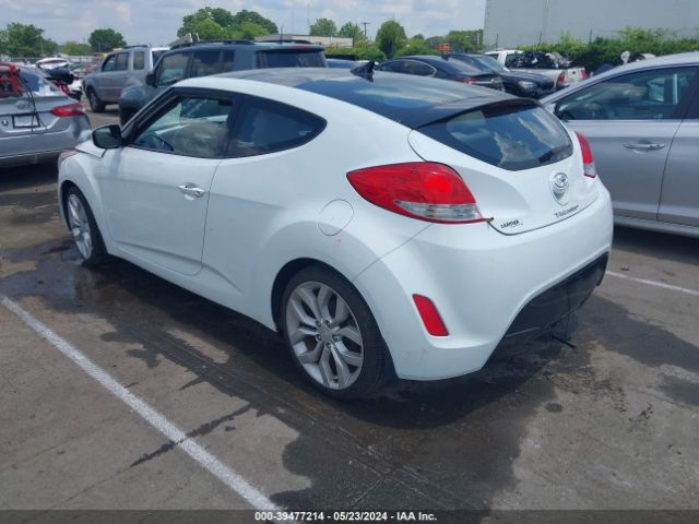 Photo 2 VIN: KMHTC6AD7DU097202 - HYUNDAI VELOSTER 