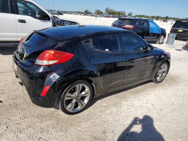 Photo 2 VIN: KMHTC6AD7DU107856 - HYUNDAI VELOSTER 