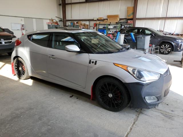 Photo 3 VIN: KMHTC6AD7DU150884 - HYUNDAI VELOSTER 