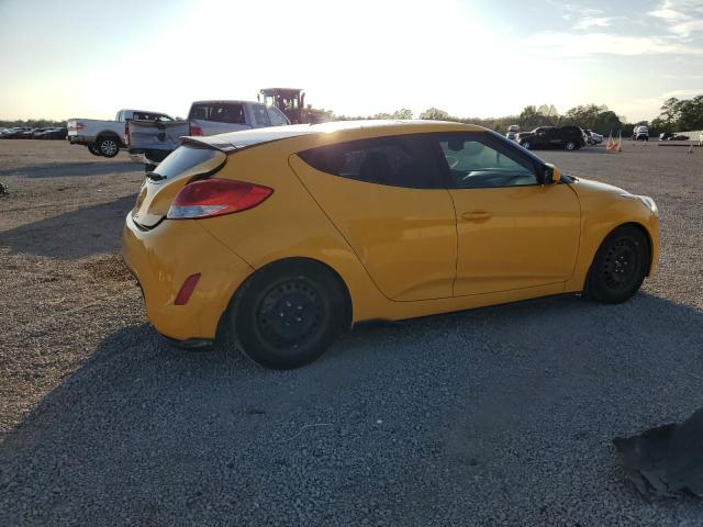 Photo 2 VIN: KMHTC6AD7DU155194 - HYUNDAI VELOSTER 