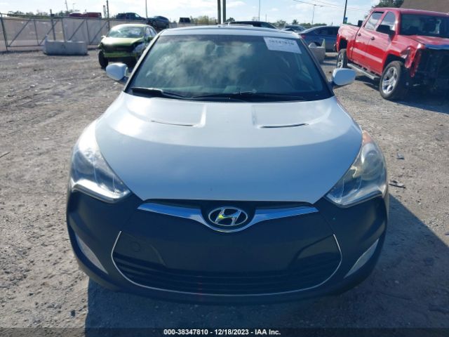 Photo 5 VIN: KMHTC6AD7DU174554 - HYUNDAI VELOSTER 