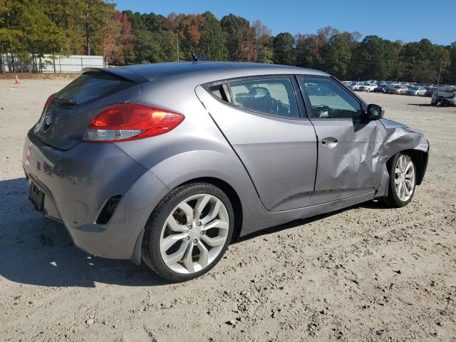 Photo 2 VIN: KMHTC6AD7DU175879 - HYUNDAI VELOSTER 