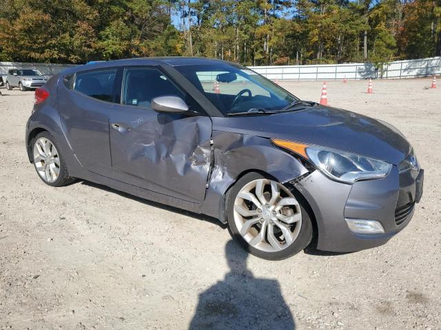 Photo 3 VIN: KMHTC6AD7DU175879 - HYUNDAI VELOSTER 