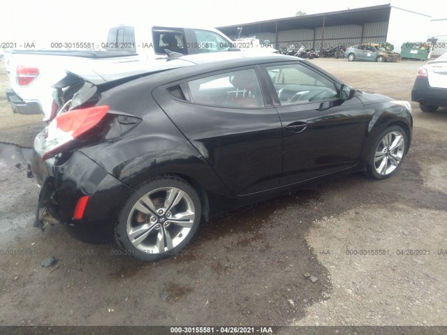 Photo 3 VIN: KMHTC6AD7DU178913 - HYUNDAI VELOSTER 