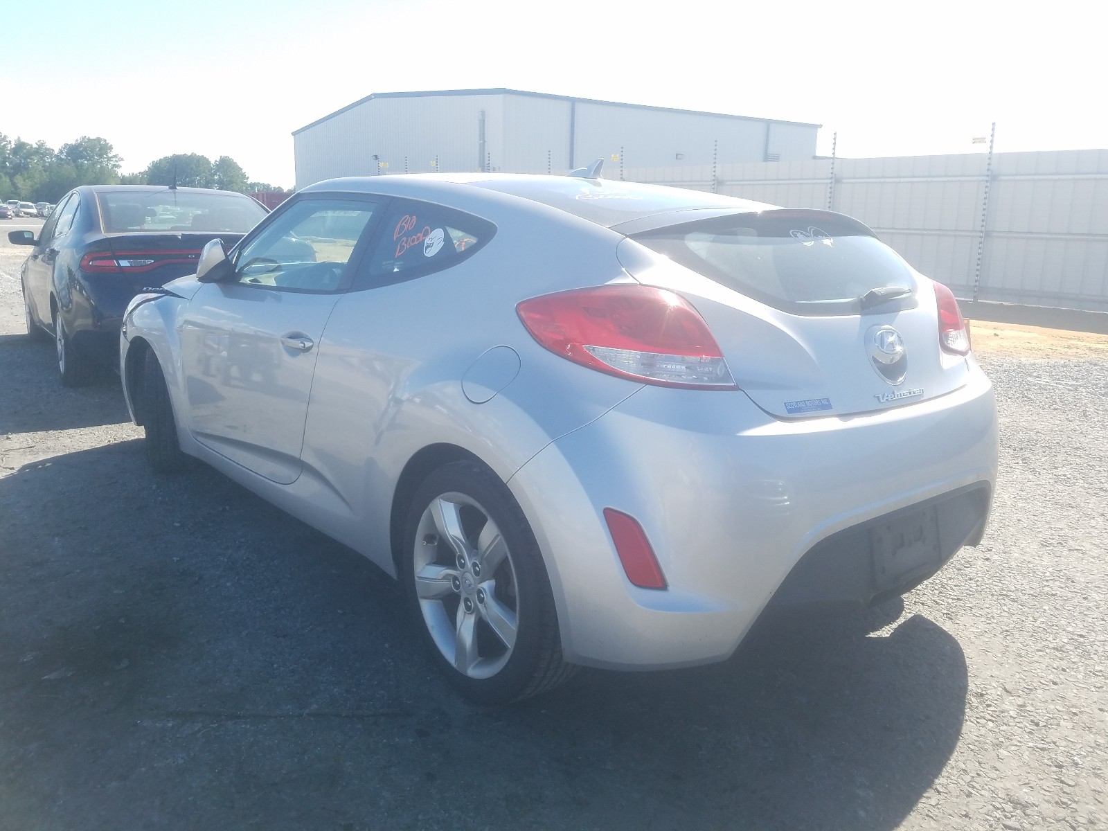 Photo 2 VIN: KMHTC6AD7FU227398 - HYUNDAI VELOSTER 