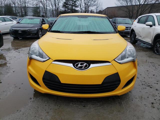 Photo 4 VIN: KMHTC6AD7FU235579 - HYUNDAI VELOSTER 