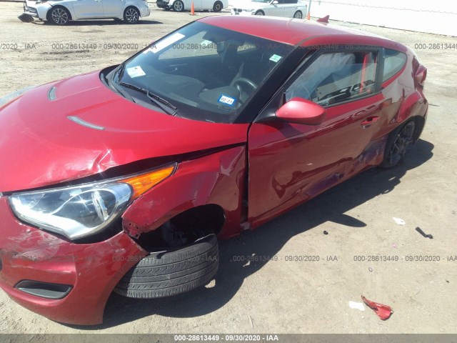 Photo 5 VIN: KMHTC6AD7FU235954 - HYUNDAI VELOSTER 